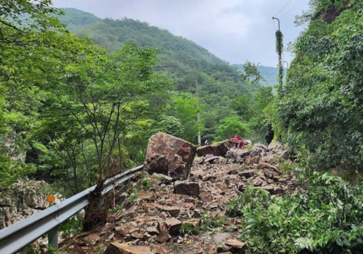 [꾸미기]포항죽장 산사태.jpg