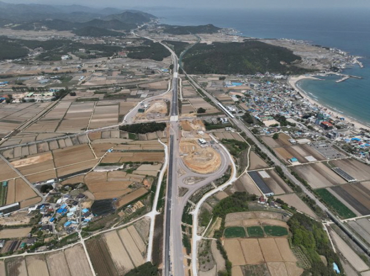 [꾸미기]포항 영덕 고속도로.jpg